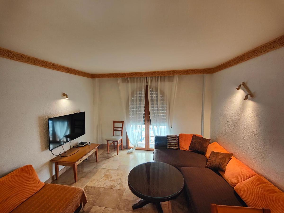 Appartamento Apartamento En El Centro A Dos Minutos De La Playa Fuengirola Esterno foto