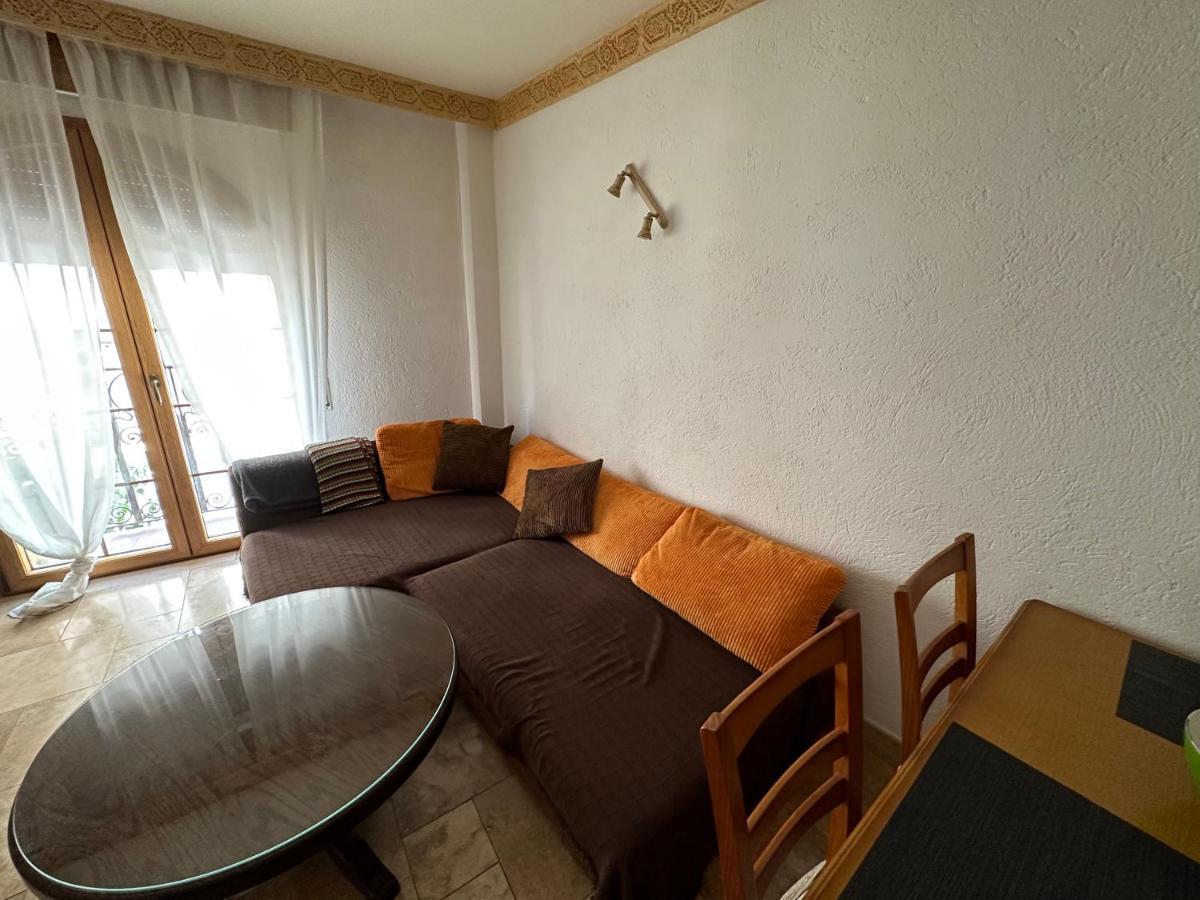 Appartamento Apartamento En El Centro A Dos Minutos De La Playa Fuengirola Esterno foto