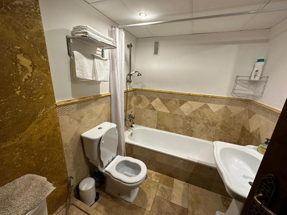 Appartamento Apartamento En El Centro A Dos Minutos De La Playa Fuengirola Esterno foto