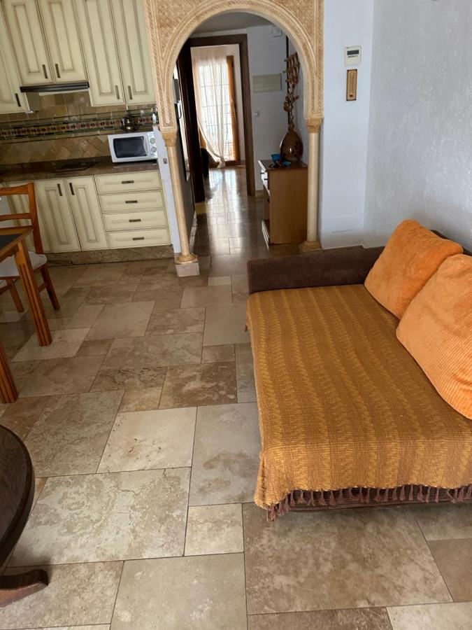 Appartamento Apartamento En El Centro A Dos Minutos De La Playa Fuengirola Esterno foto
